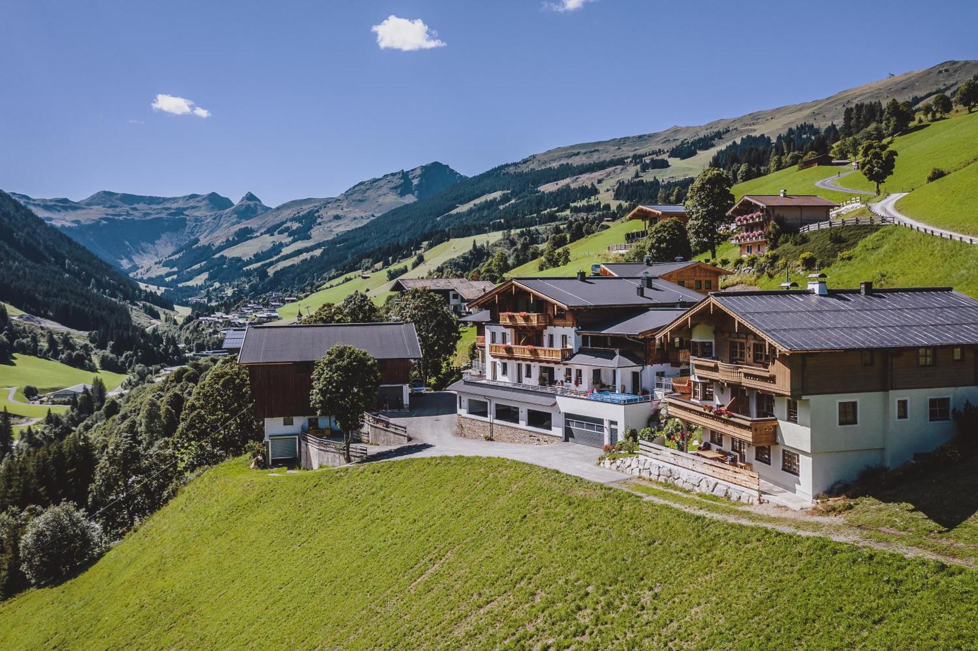 Aparthotel Lindlinghof à Saalbach-Hinterglemm Extérieur photo